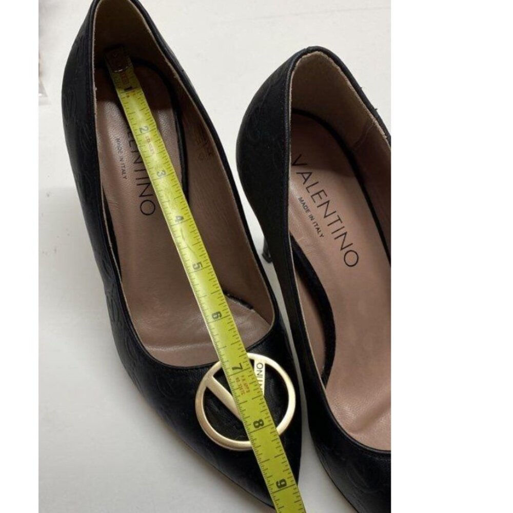 Mario Valentino Black Embossed Leather Pointed-Toe Pumps | Size 7 | Authentic - Picture 4 of 6